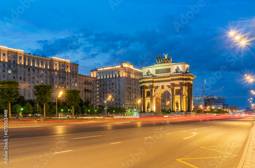 Triumphal Arch on Kutuzovsky avenue in Moscow at night.