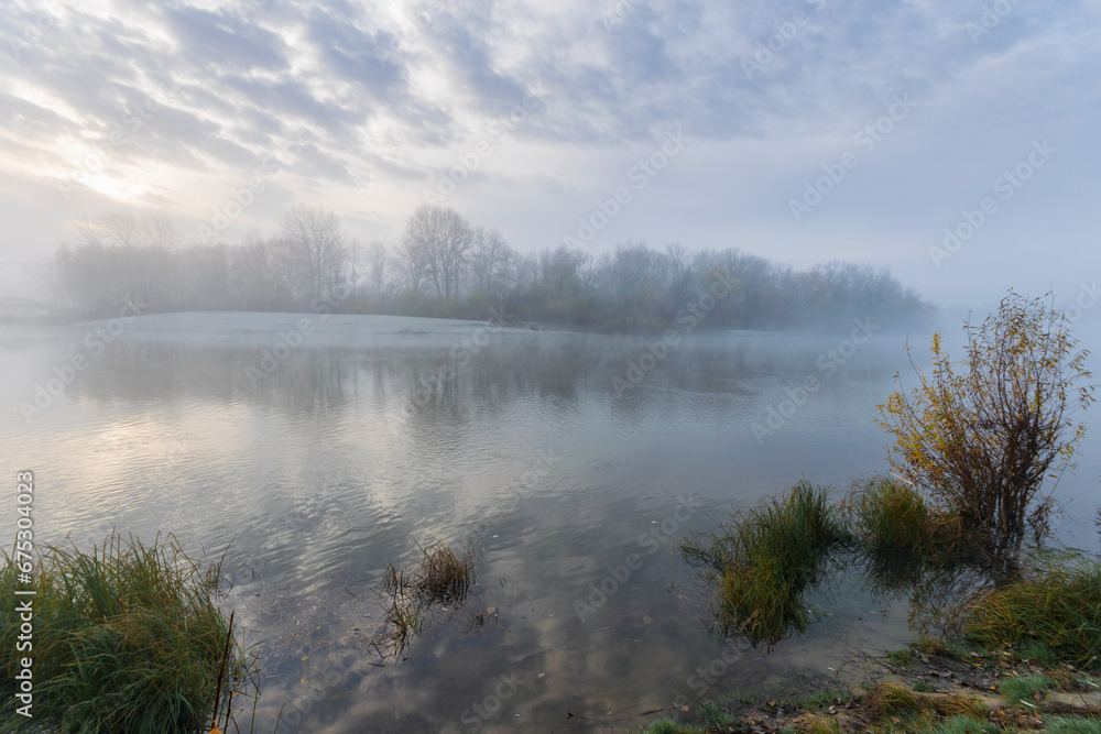 Fototapeta premium misty morning on the river