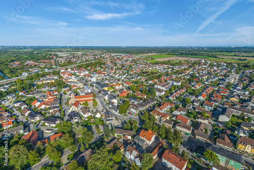 Ausblick auf die Stadt Olching im Landkreis Fürstenfeldbruck in Oberbayern