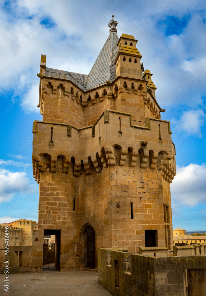 Vertical photo of the medieval tower of the Three Crowns of the Olite palace or castle in Navarra, Spain Vertical photo of the medieval tower of the Three Crowns of the Olite palace or castle in Navarra, Spain