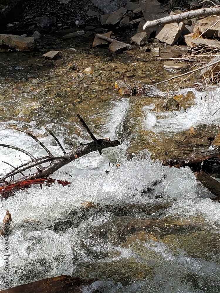 Fototapeta premium mountain waterfalls, hiking, trails, discover nature, beauty, Alberta