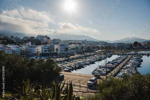 Vue panoramique de la ville de Llançà, Costa Brava, Espagne photo