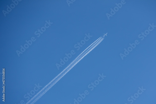 Boing 747 in french sky - versailles