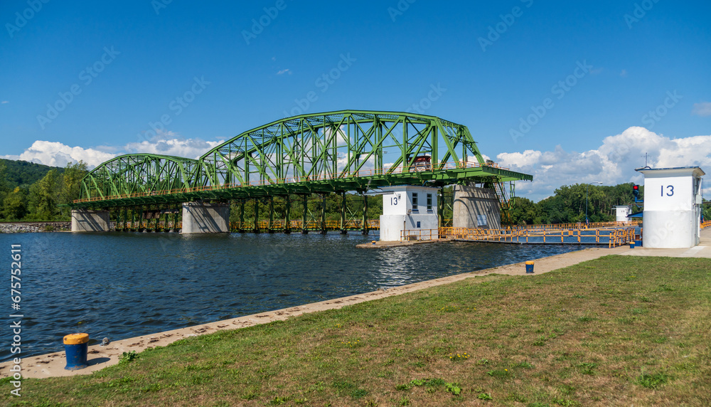 Fototapeta premium Erie Canal Lock #13 in Upstate New York