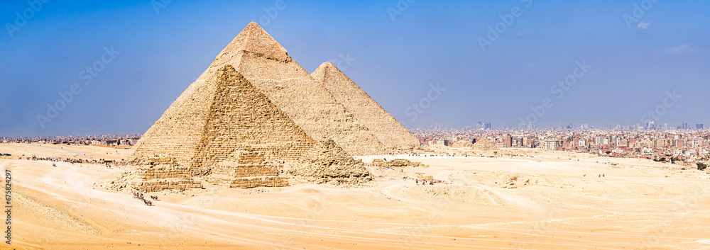 Naklejka premium Pyramiden