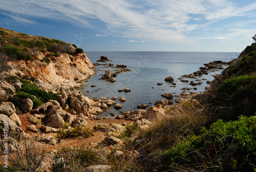 Veduta della spiaggia di Cala Greca a Capo Figari
