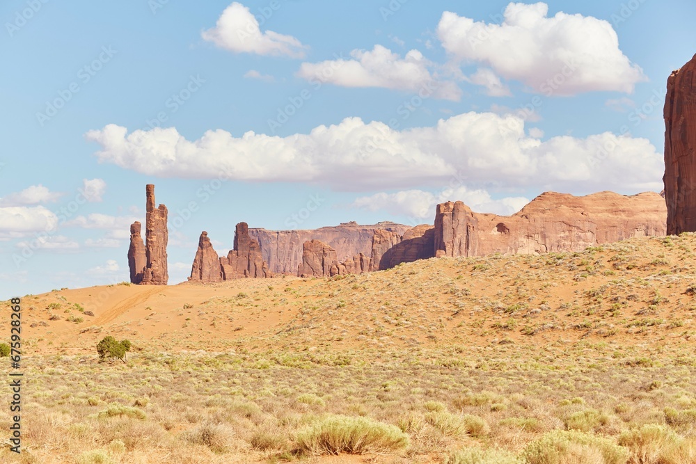 The incredible landscapes of the Monument Valley Scenic Drive