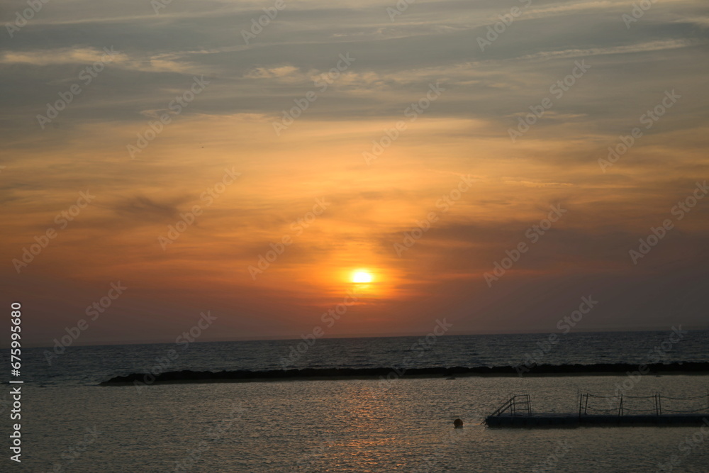 Sonnenuntergang am Mittermeer in Zypern