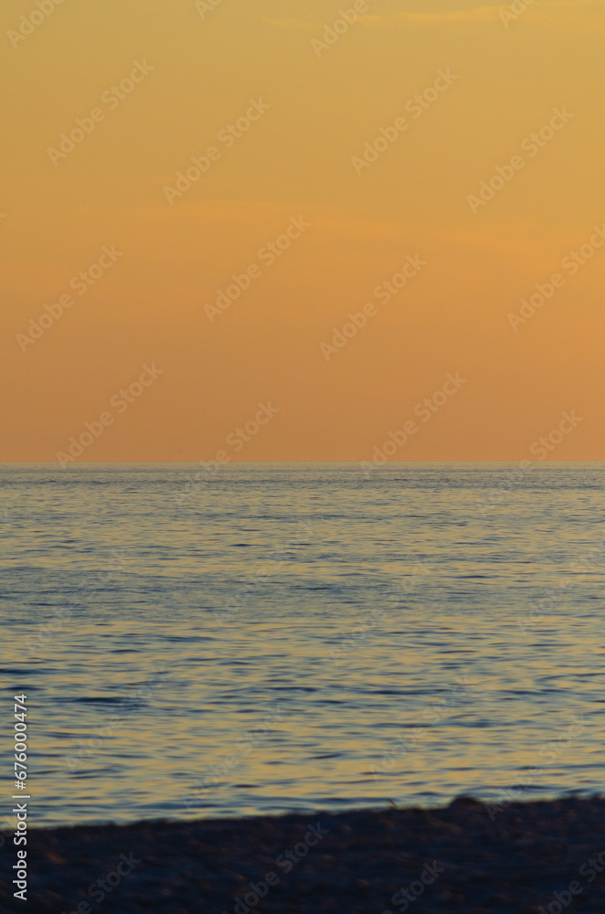 Fototapeta premium sunset over the sea