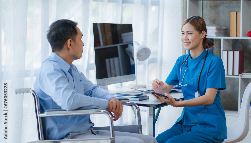 Obraz premium Doctor and patient sitting and talking at medical examination at hospital office, close-up. Therapist filling up medication history records. Medicine and healthcare concept.