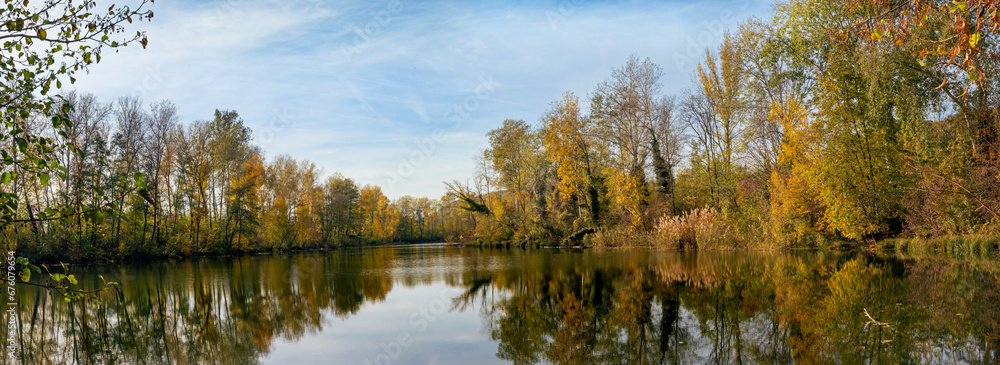 Herbstpanorama am Vogelteich im Nibelungengau Herbstpanorama am Vogelteich im Nibelungengau