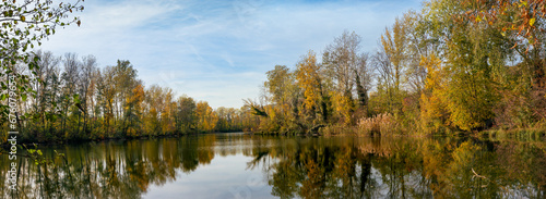 Herbstpanorama am Vogelteich im Nibelungengau