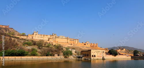 Amber fort were founded by ruler Alan Singh Chanda of Chanda dynasty of Meenas