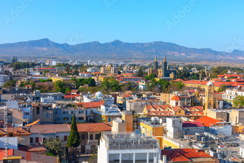Cuadro en lienzo Seeing Nicosia city from above offers a breathtaking view of the Cypriot capital