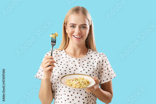 Young woman with tasty past...