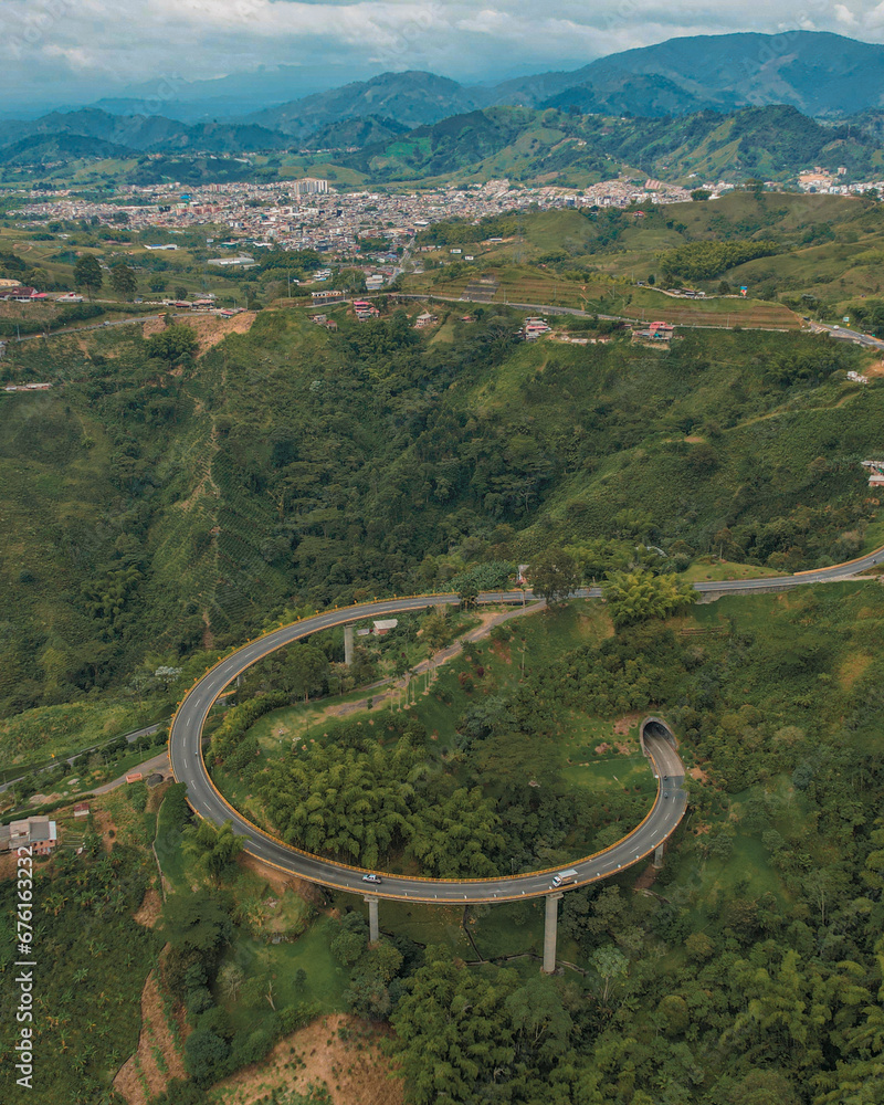 Vista aérea de Santa Rosa de Cabal, Risaralda, municipio de Colombia, famoso por sus aguas termales.