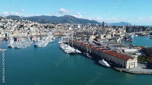 video aereo col drone della città di genova