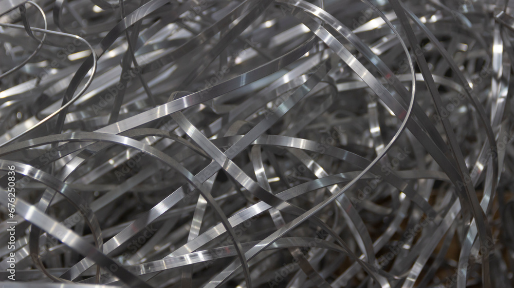 Aluminum wire twisted randomly