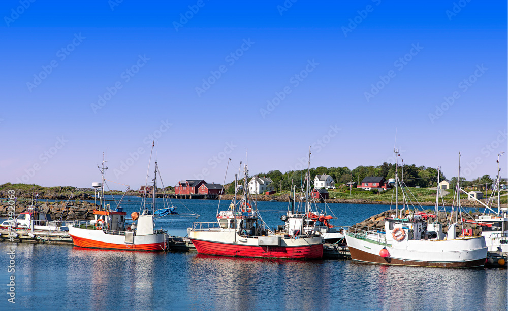 little norwegian harbour