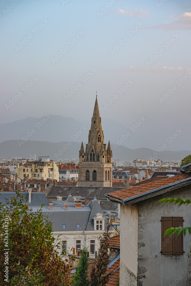 Fototapeta premium Vue de Grenoble, Alpes. 