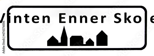 City sign of Vinten Enner Skole - Vinten Enner Skole Byskilt photo