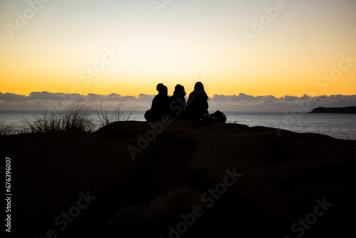 sunrise in florianopolis, sunny morning on the beach, sunny morning, camping at sunrise.