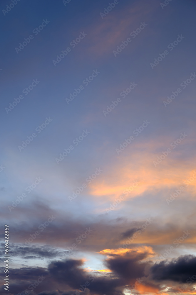 Obraz premium Beautiful dramatic cloud scape, Cloudy sky background.