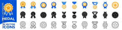 Medal icon. Medal icon set. Silhouette, linear, flat style.