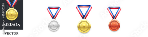 Medal icon. Medal icon set. Realistic medal set.