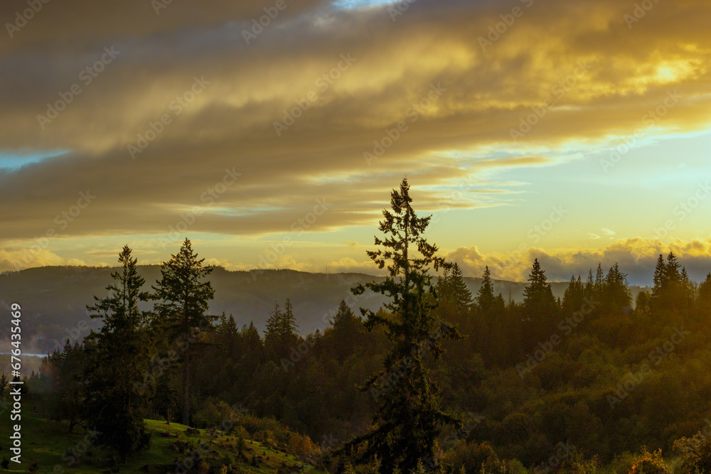 Sunset View along asection of the Cascade Mountain Range Sunset View along asection of the Cascade Mountain Range