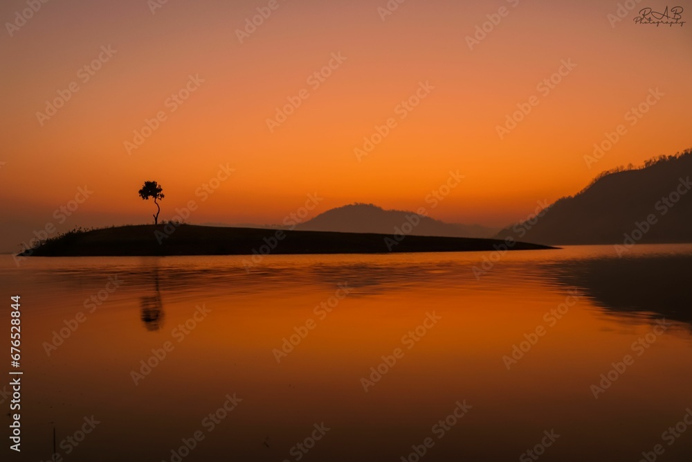 Mesmerizing sunrise during the golden hour Mesmerizing sunrise during the golden hour