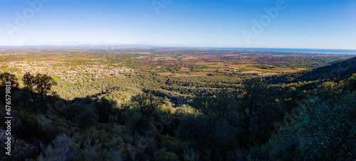 Panorama du Roussillon vu des hauteurs de Sorède