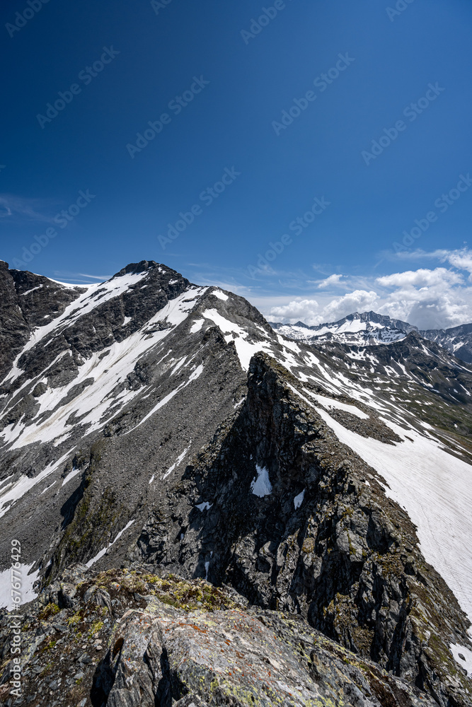 Hochkantbild in den Alpen
