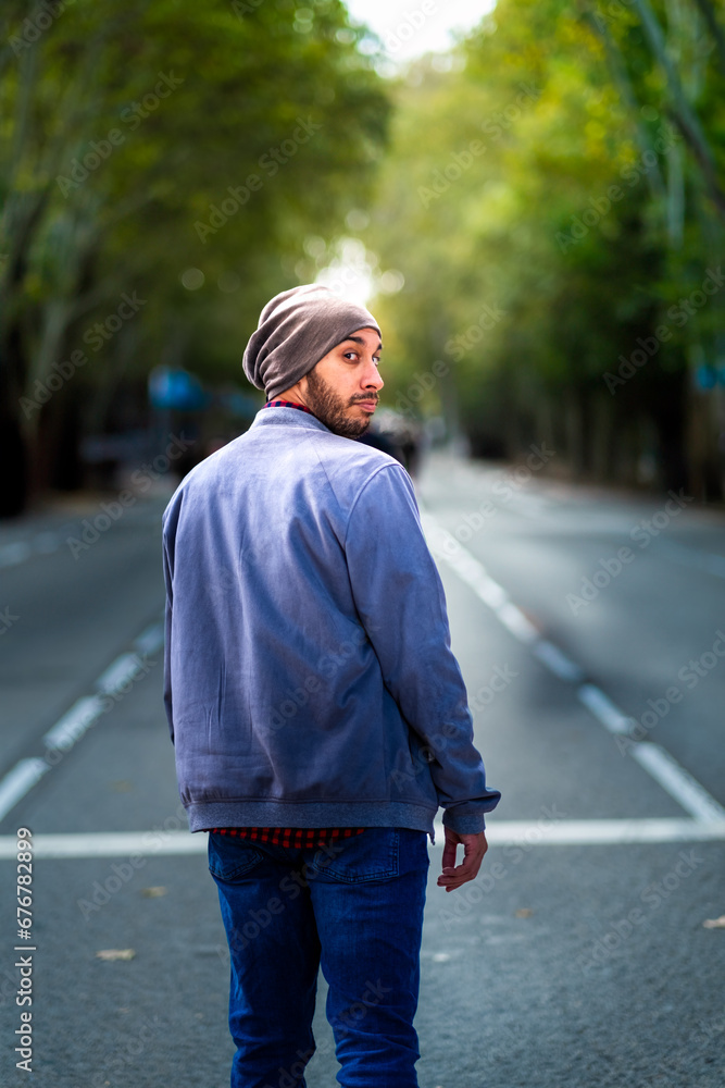 Madrid street scene: bearded guy, casual elegance. Madrid street scene: bearded guy, casual elegance.
