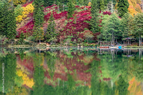 Autumn in Borçka Karagöl and reflection