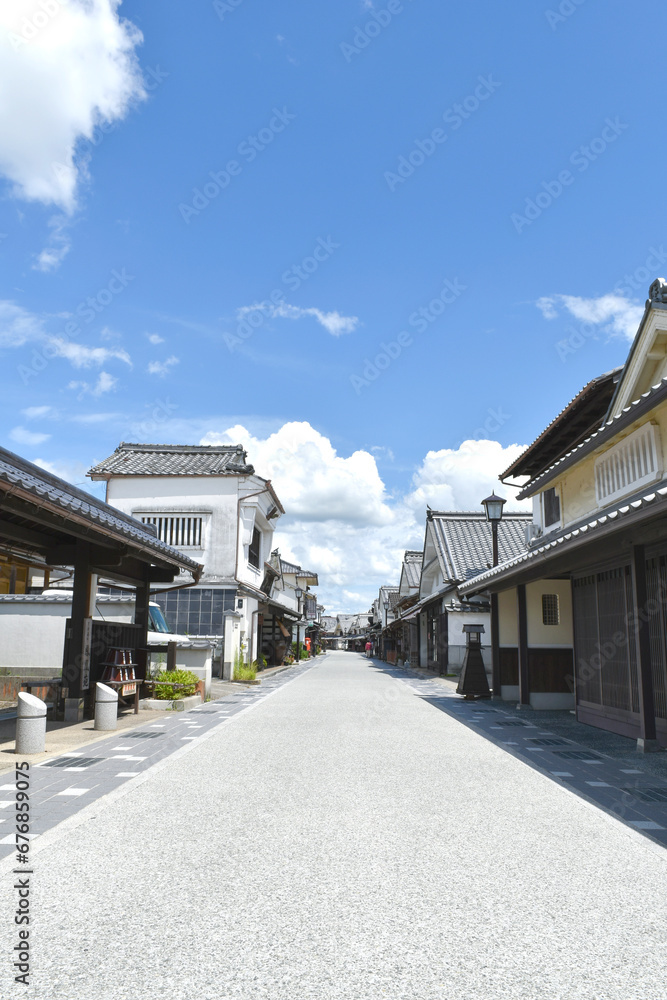 丹波篠山・河原町妻入商家群