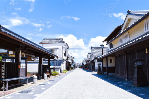 丹波篠山・河原町妻入商家群