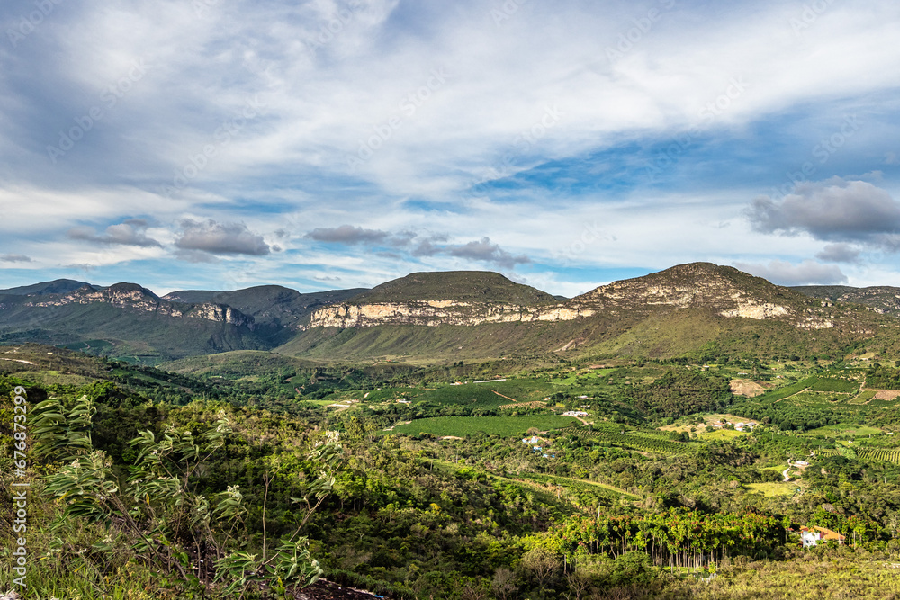 Fototapeta premium Mountains between Ibicoara and Mucuge in the Chapada Diamantina National Park, Bahia, Brazil