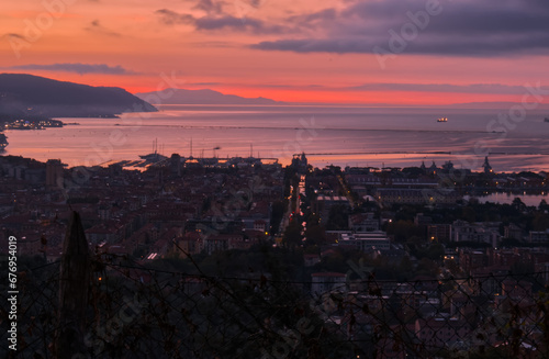 Panorama at dawn of the city by the sea.