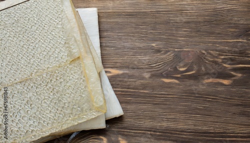 Obraz na płótnie Vieux Livres sur Fond en Bois w salonie