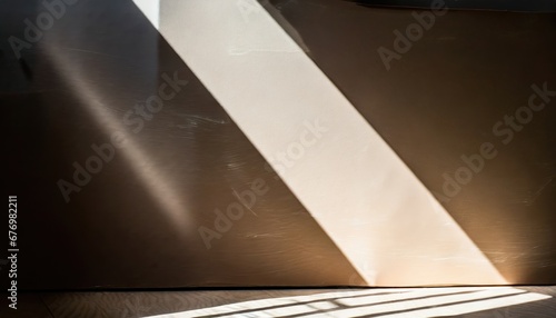 Obraz na płótnie Rayons de lumière à travers la fenêtre w salonie