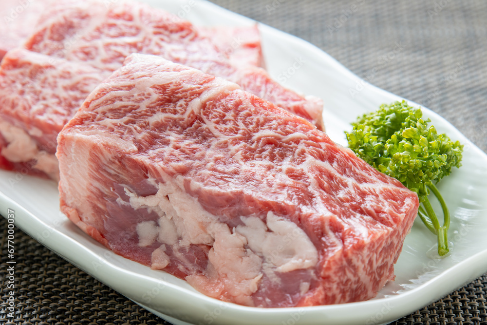 Φωτογραφία ステーキ用牛肉。希少部位といわれる「カイノミ」。
