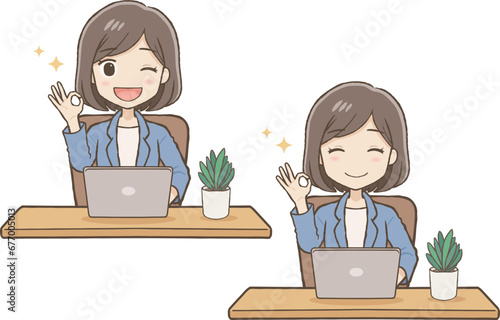 パソコン前でOKサインを出すスーツ女性、表情2種