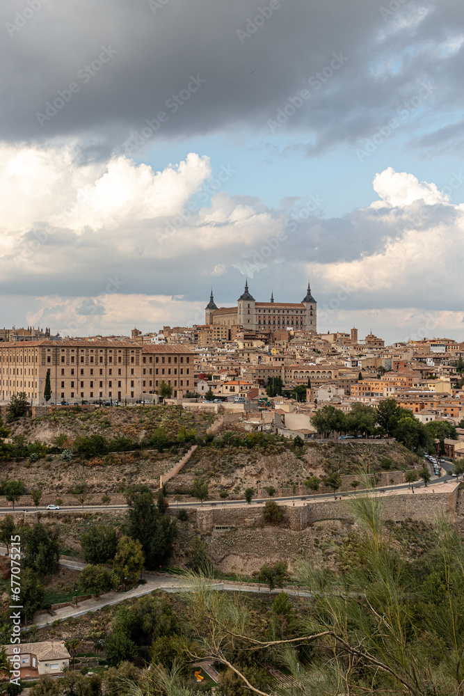 Ciudad y alcázar  de Toledo, España