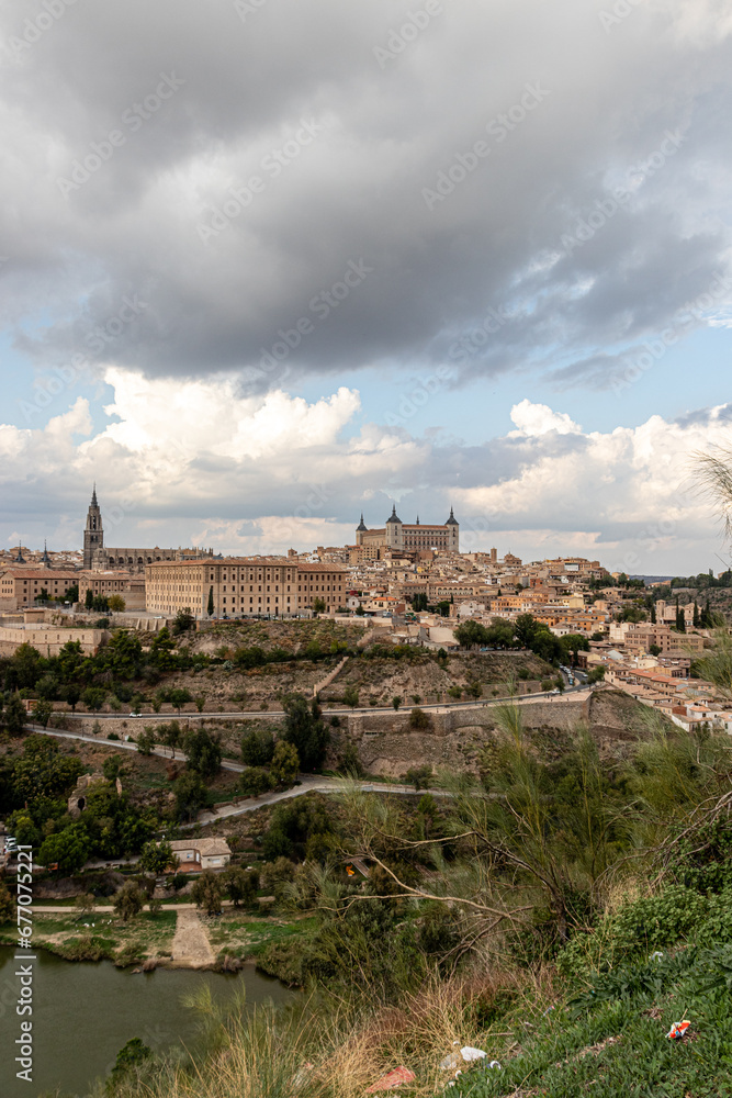 Ciudad y alcázar  de Toledo, España