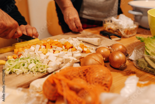 essen, kochen, chefkoch, hand, restaurant, küche, fleisch, messer, teller, abendessen, mahl