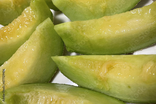 green apple slices