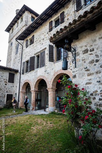 Fototapeta Naklejka Na Ścianę i Meble -  Cassacco Castle. Ancient medieval building that has survived to the present day.