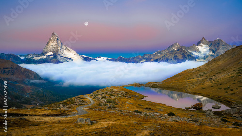 Matterhorn Spiegelung im See morgens photo