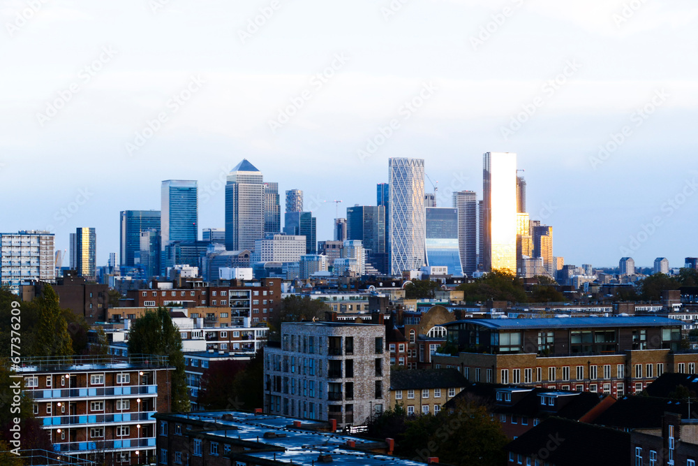 Fototapeta premium Canary Wharf skyline during the day